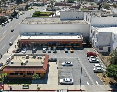 624 W Compton Boulevard - Photo Thumbnail 0