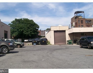 2501 Wharton Street - Photo Thumbnail 2