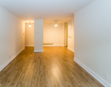 660 W. Wrightwood, Unit 204 - Photo Thumbnail 9