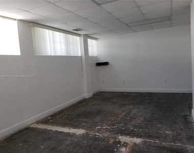 1333 S Miami Avenue - Photo Thumbnail 5