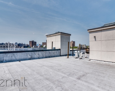 863 Broadway - Photo Thumbnail 1