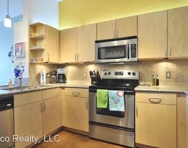 201 W Lancaster Ave #415 - Photo Thumbnail 8