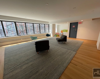 530 East 76 Street - Photo Thumbnail 32