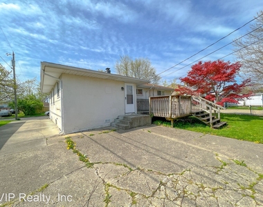 3504 Vanderberg Avenue - Photo Thumbnail 7