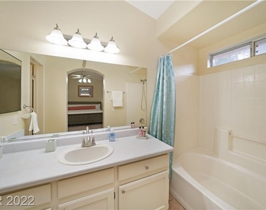 1157 Dusty Creek Street - Photo Thumbnail 11