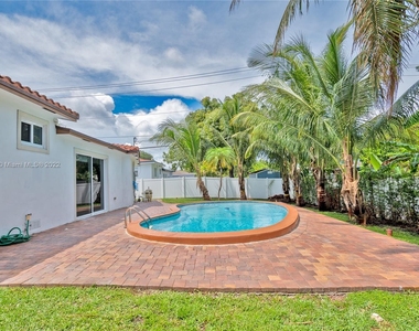 12505 Ne Miami Pl - Photo Thumbnail 22