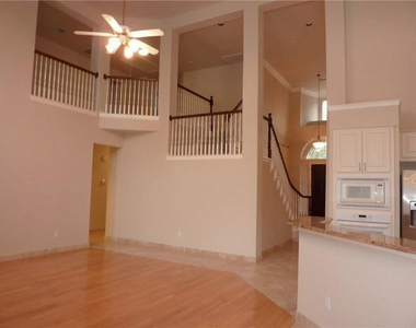 4620 Hinton Drive - Photo Thumbnail 4