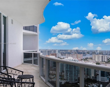 16001 Collins Ave - Photo Thumbnail 25