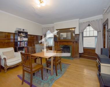 1247 Beacon St Apt 3 - Photo Thumbnail 12