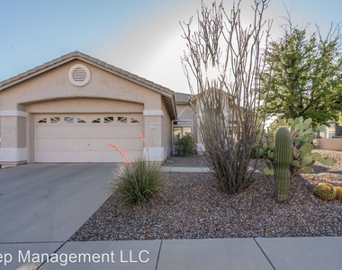 11125 N Eagle Crest Drive - Photo Thumbnail 0