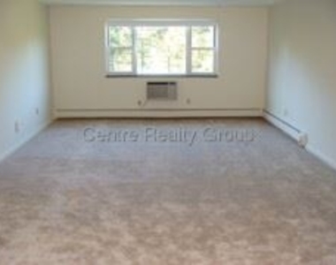 199 Lexington St - Photo Thumbnail 6