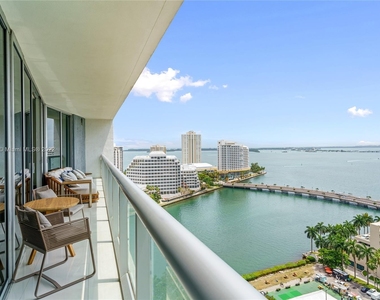 495 Brickell Ave - Photo Thumbnail 0