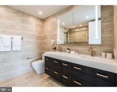 1403 Spruce Street - Photo Thumbnail 10