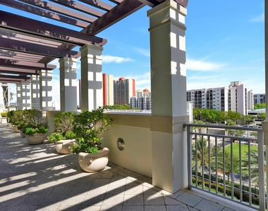 150 Sunny Isles Blvd - Photo Thumbnail 40