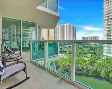 150 Sunny Isles Blvd - Photo Thumbnail 33