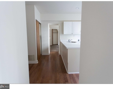 1411 Walnut Street - Photo Thumbnail 8