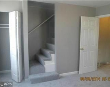 2816 Iverson Street - Photo Thumbnail 5