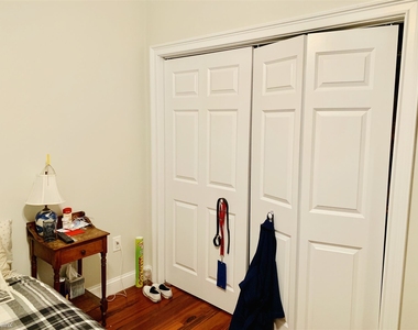 1121 Broadway Apt 6f - Photo Thumbnail 8