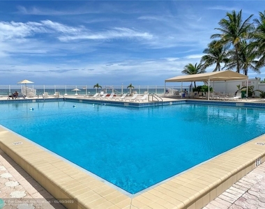 3505 S Ocean Dr - Photo Thumbnail 14