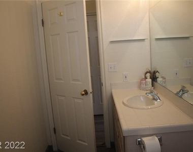 1126 Shady Run Terrace - Photo Thumbnail 22