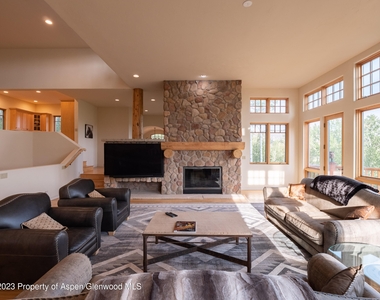 40 Maple Ridge Lane - Photo Thumbnail 7