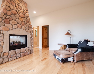 40 Maple Ridge Lane - Photo Thumbnail 18