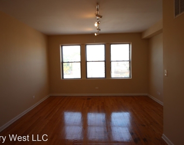 3121 W Lawrence Ave #2 - Photo Thumbnail 3