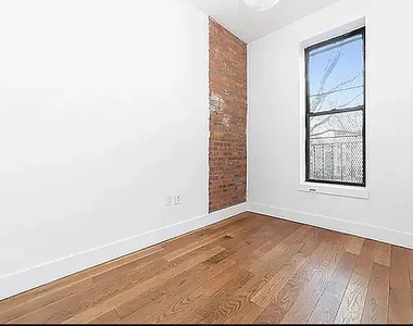 858 Hancock Street - Photo Thumbnail 9