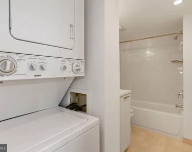 1245 13th St Nw #708 - Photo Thumbnail 12