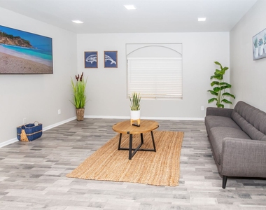 4800 E. Tropicana Ave - Photo Thumbnail 13