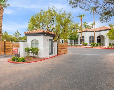 4800 E. Tropicana Ave - Photo Thumbnail 11