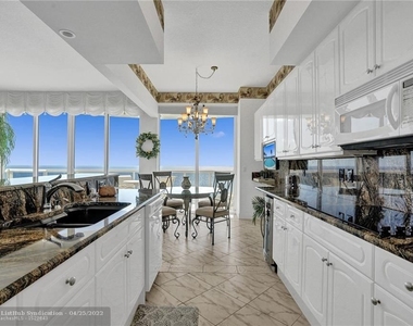 4240 Galt Ocean Drive - Photo Thumbnail 18