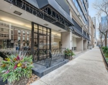 33 E Cedar Street - Photo Thumbnail 0