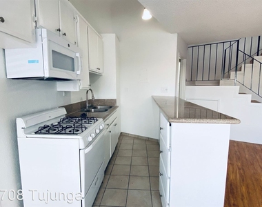 5708 Tujunga Ave. - Photo Thumbnail 8