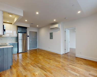 13828 queens blvd - Photo Thumbnail 3