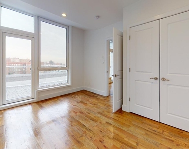 13828 queens blvd - Photo Thumbnail 8