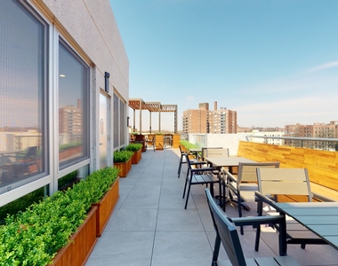 13828 queens blvd - Photo Thumbnail 17