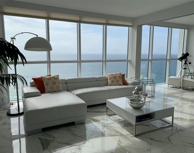 16425 Collins Ave - Photo Thumbnail 0