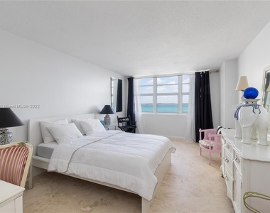 6917 Collins Ave - Photo Thumbnail 14