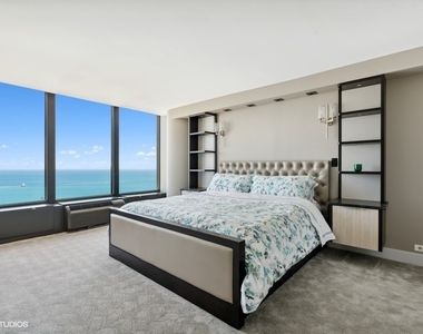 505 N Lake Shore Drive - Photo Thumbnail 14