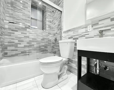 211 West 109th Street - Photo Thumbnail 6