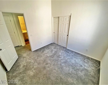 3533 Brooks Range Street - Photo Thumbnail 12