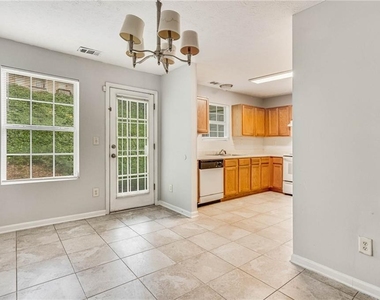 2193 Wind Gate Court - Photo Thumbnail 9