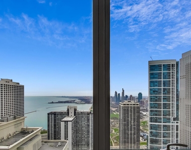 363 E Wacker Drive - Photo Thumbnail 18