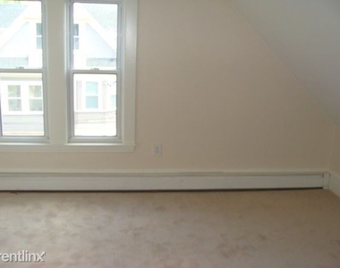 26 Clarendon St Apt 1 - Photo Thumbnail 8