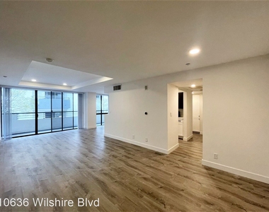 10636 Wilshire Blvd - Photo Thumbnail 2