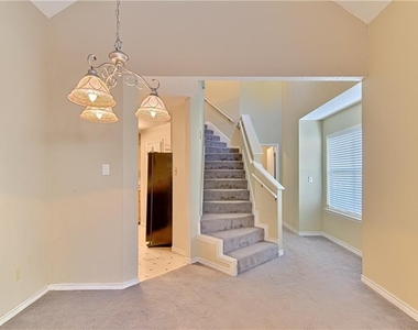 6708  Windrift Way - Photo Thumbnail 25