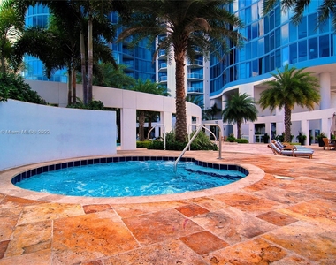 333 Las Olas Way - Photo Thumbnail 30