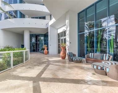 333 Las Olas Way - Photo Thumbnail 21