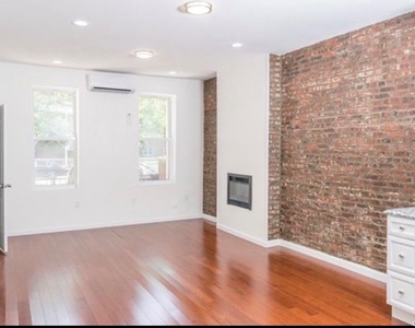 446 Fountain Avenue - Photo Thumbnail 2